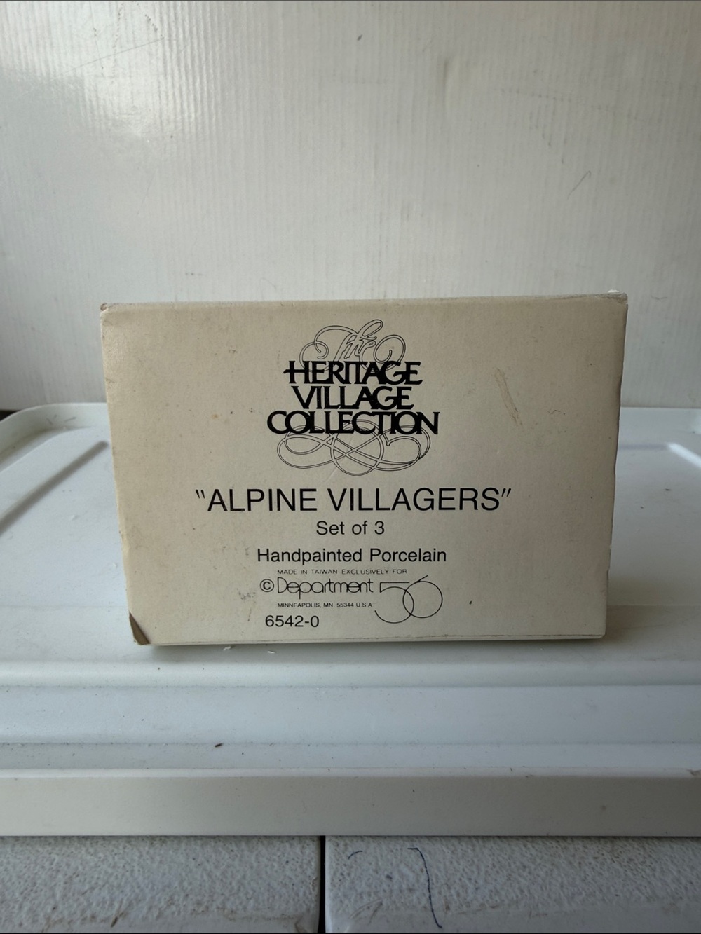 The Heritage Village Collection "Alpine Villagers"